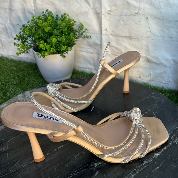 Dune London Metas Crystal Slingback Sandal Mink
Women size 41US 11 gently used - Picture 13 of 16